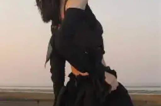 王鹤棣暗示被霸凌！沈月曝光聊天截图舆论反转王鹤棣黑历史被扒
