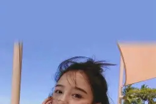 演员蒋毅被曝隐婚生子女方点赞默认身份公园遛娃画面意外曝光