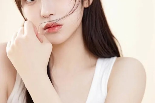 毁三观！河北女教师出轨肉麻聊天记录被男方妻子曝光信息量大